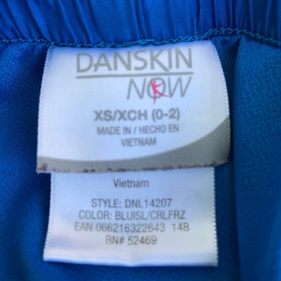 Danskin Now- Size XS-XCH (0-2) Shorts - Picture 4 of 4